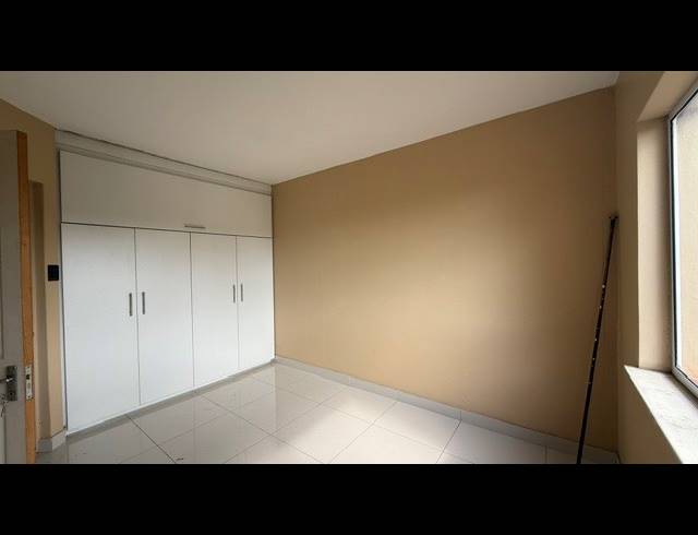 3 BEDROOM APARTMENT FOR SALE IN MORNINGSIDE